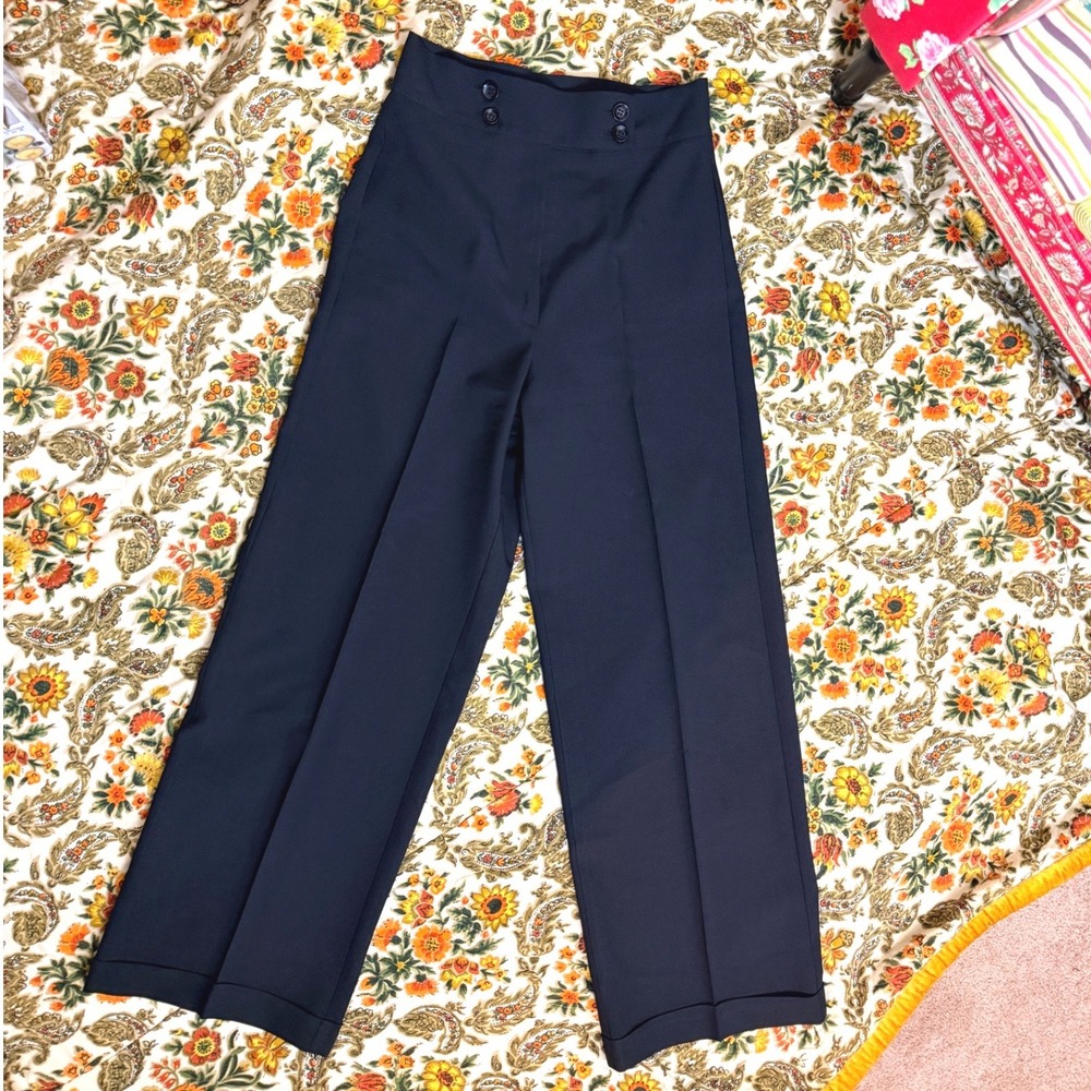 Vintage Y2K Black Wide Leg‎ High Waisted Button Detail Trousers w/ crease Size 7